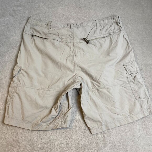 Columbia Men's Cargo Shorts XL Khaki Nylon Outdoor Wear Durable & Comfortable - Picture 8 of 9